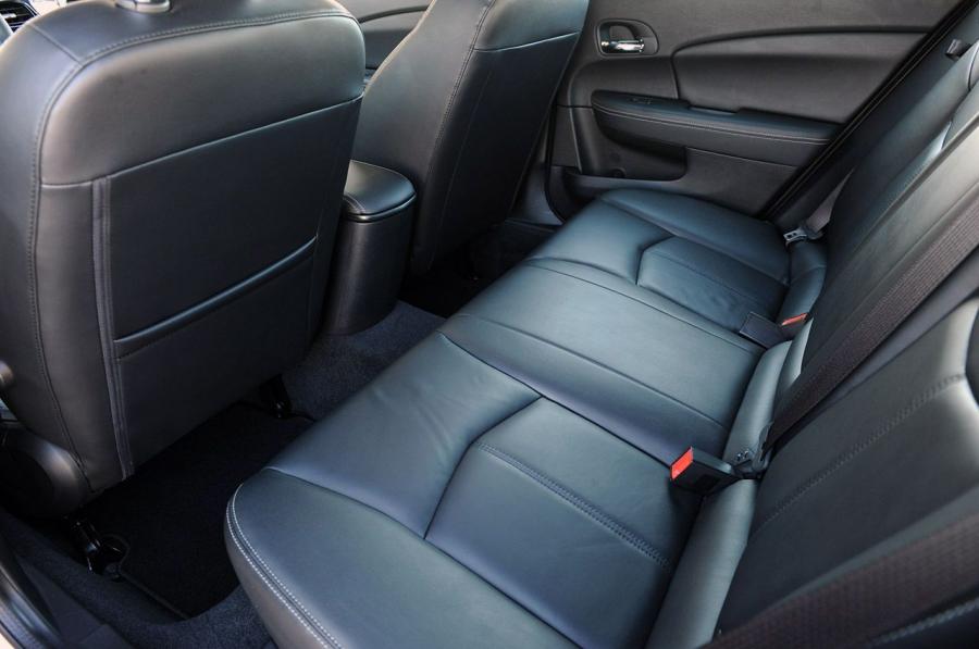  Chrysler 200 2011 года  (фото 17 из 122)